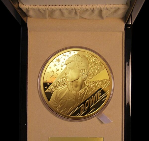 2020 1 Kilo Proof Music Legends David Bowie Gold Coin (Box / COA) - Image 2