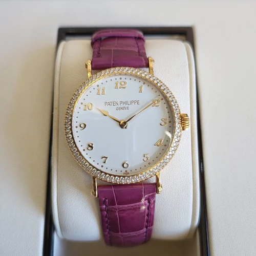 Buy Patek Philippe Calatrava 7200/200R-001 - Image 2