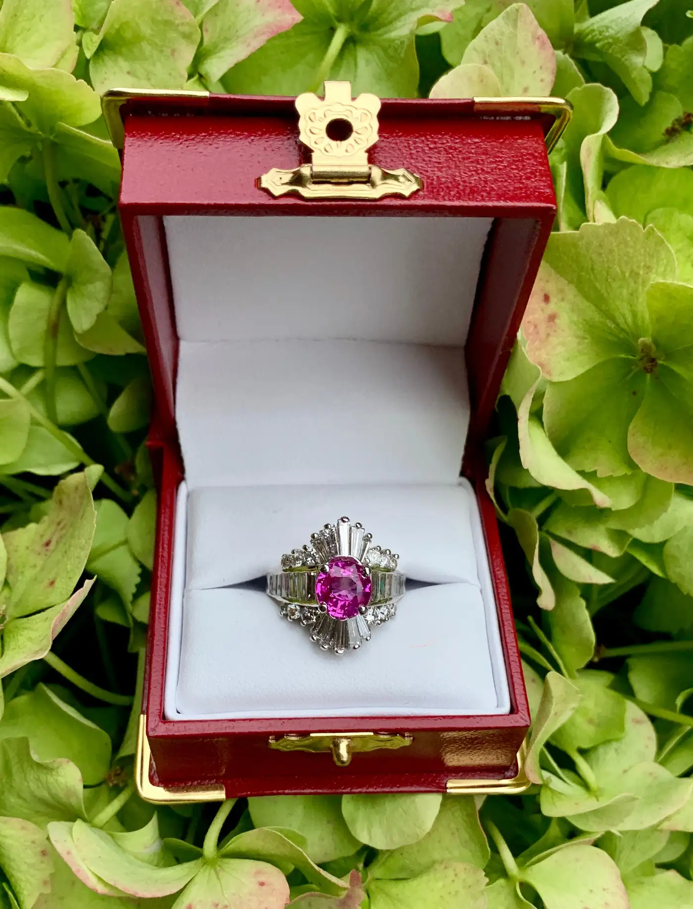 GIA Certified 4.35 Carat Vivid Pink Sapphire and Diamond Ballerina Cocktail Ring - Image 2