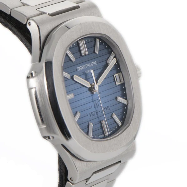 Patek Philippe 40th Anniversary Nautilus Platinum - Image 3