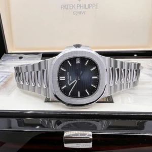 Patek Philippe 5711 Nautilus Complete Set Blue Dial Nautilus Stainless Steel