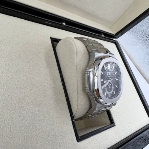 Patek Philippe Nautilus Annual Calendar - Image 3