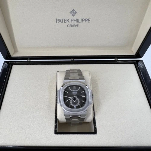 Patek Philippe Nautilus Annual Calendar - Image 2