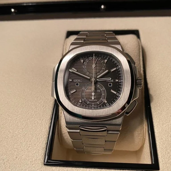 Patek Philippe Nautilus TIFFANY & CO FULL SET MINT