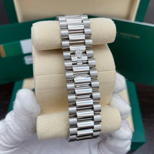 Rolex Day-Date 40 Platinum 228206 40 Ice Blue Motif Dial Box & Papers 2018 - Image 3