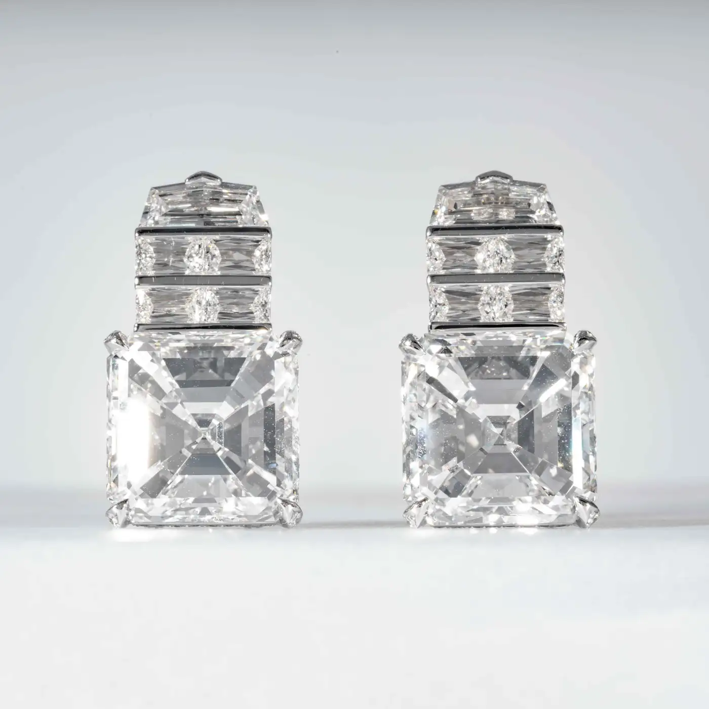 Shreve Crump & Low GIA Certified 18.21 Carat Asscher Cut Diamond Drop Earrings - Image 2