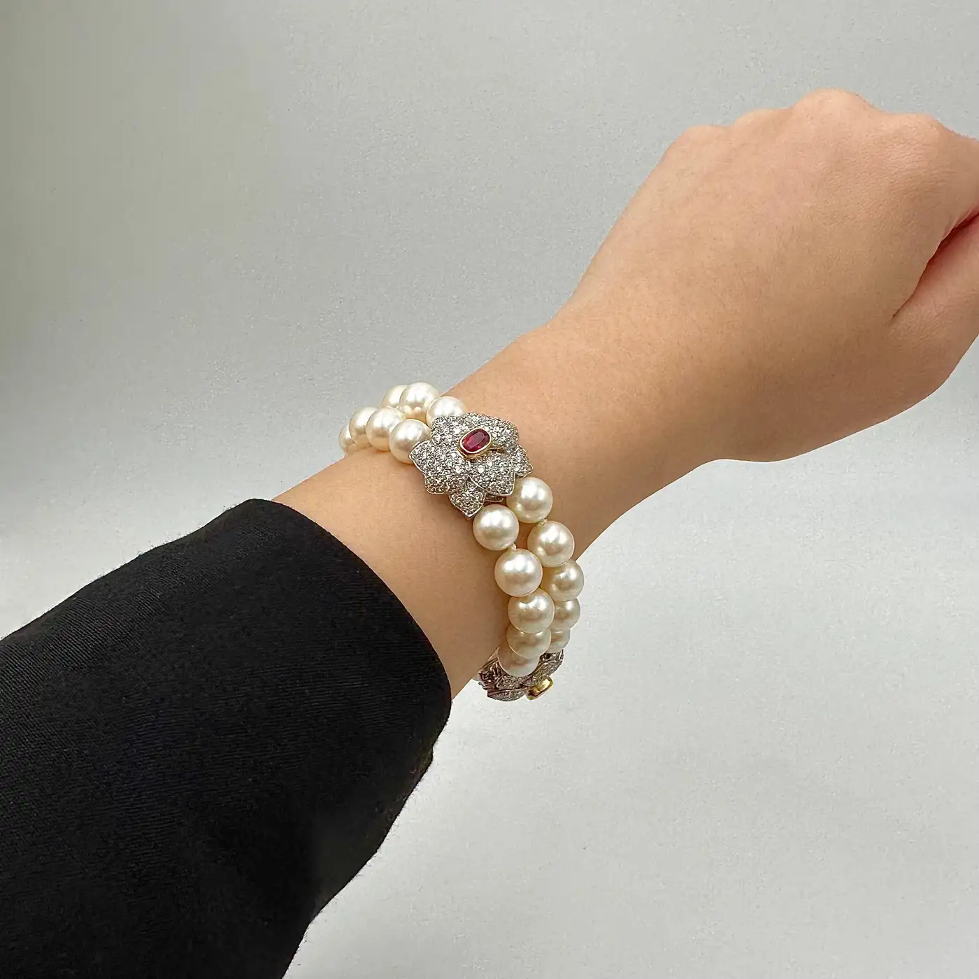 Tiffany & Co. Ruby Pearl and Diamond Bracelet - Image 7